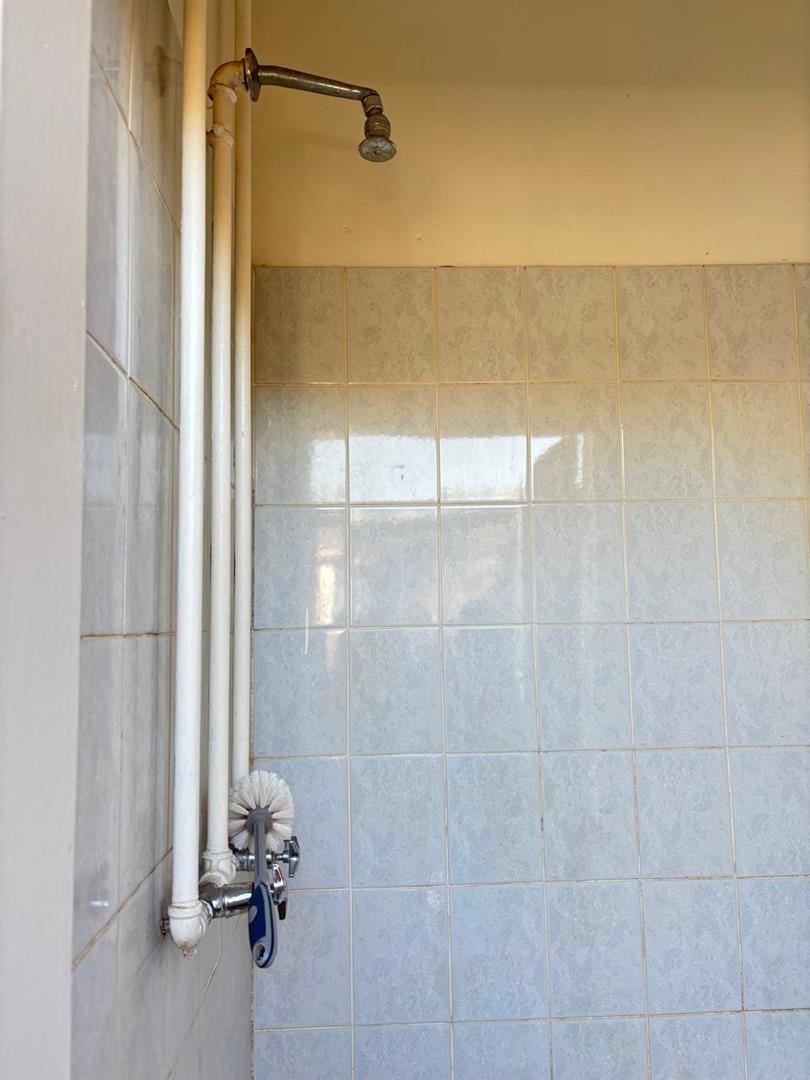 5 Bedroom Property for Sale in Garsfontein Gauteng