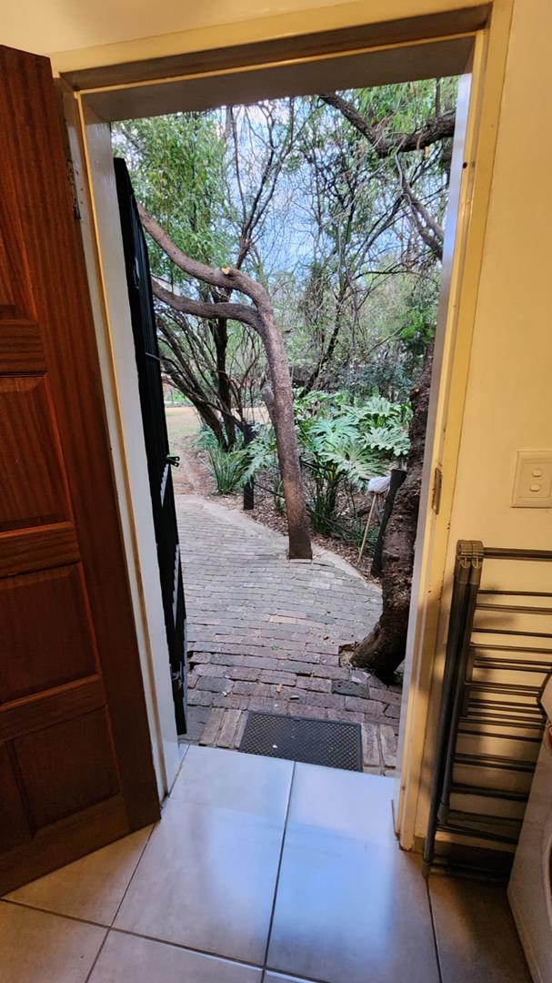 To Let 1 Bedroom Property for Rent in Raslouw A H Gauteng
