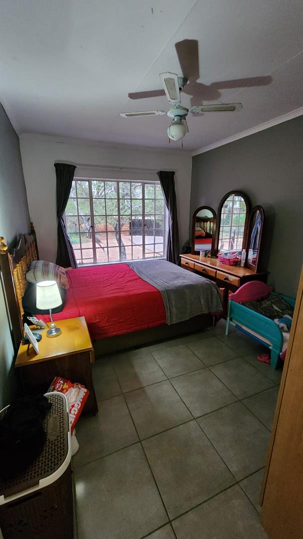 To Let 1 Bedroom Property for Rent in Raslouw A H Gauteng