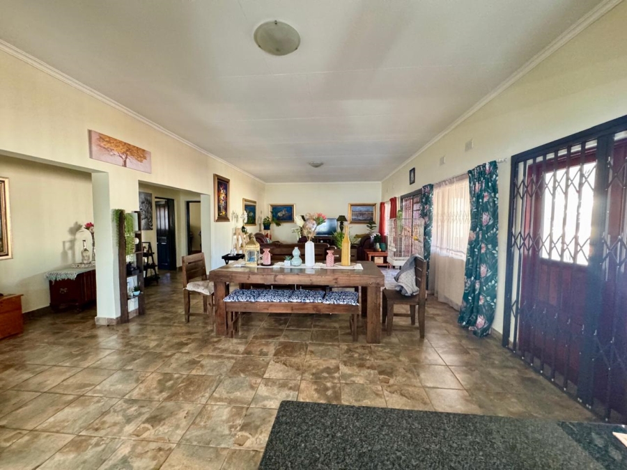 5 Bedroom Property for Sale in Pretoria North Gauteng