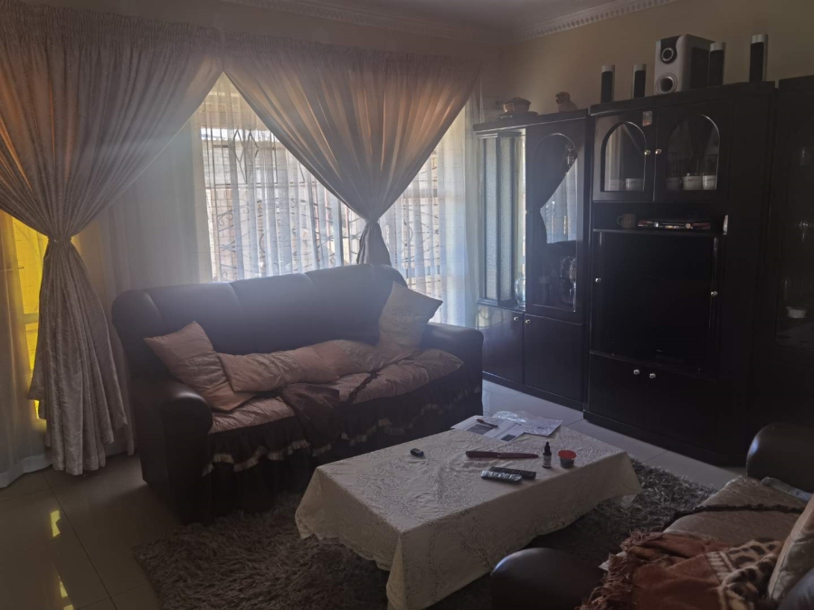 3 Bedroom Property for Sale in Langaville Gauteng