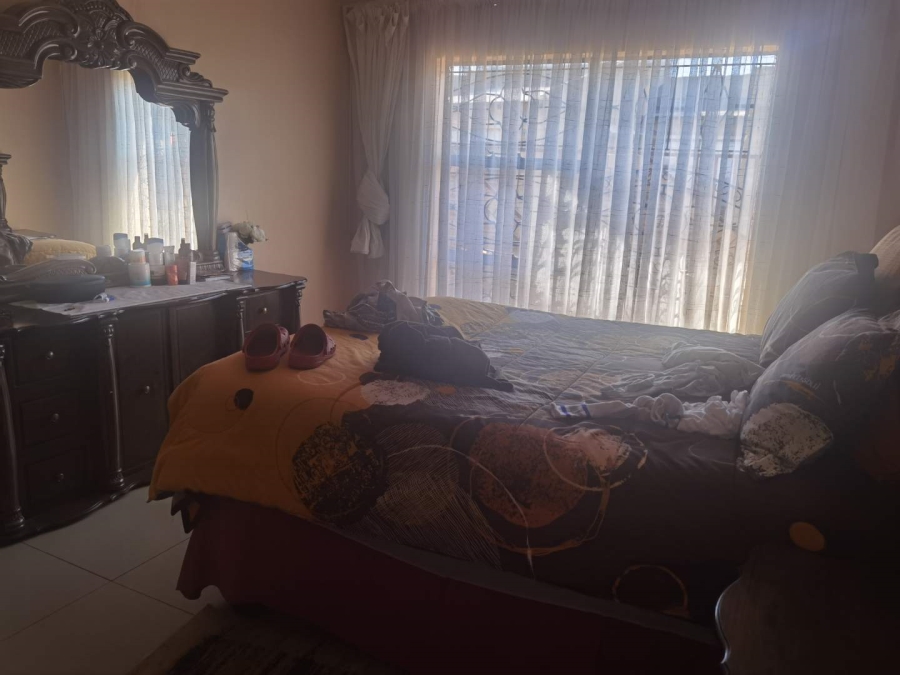 3 Bedroom Property for Sale in Langaville Gauteng