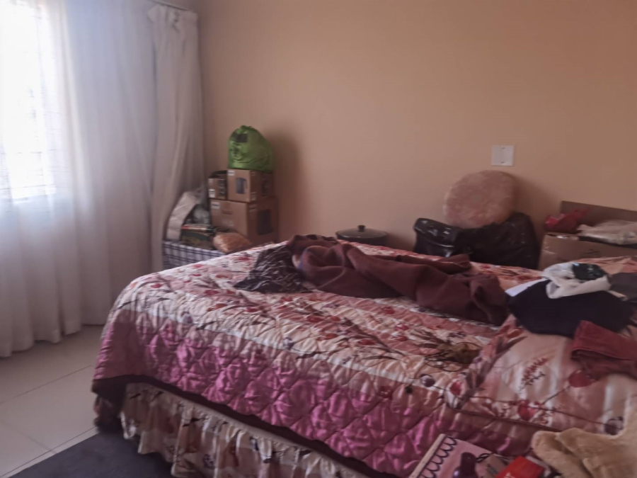 3 Bedroom Property for Sale in Langaville Gauteng