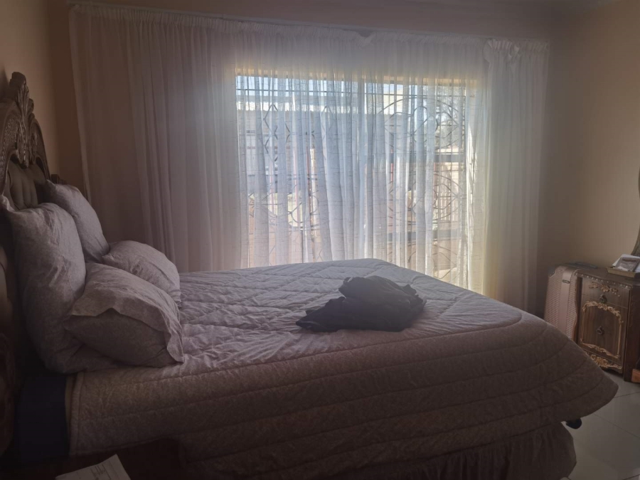3 Bedroom Property for Sale in Langaville Gauteng