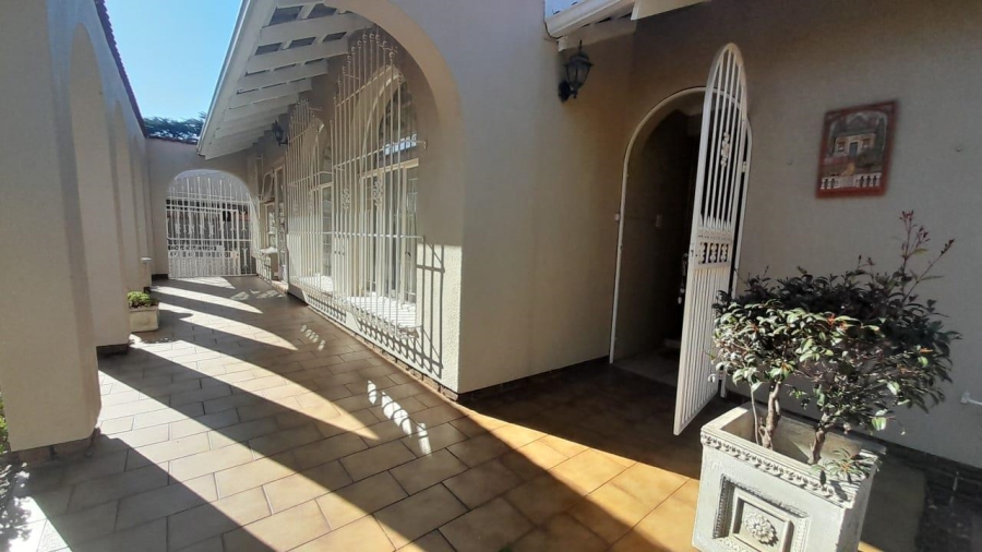 3 Bedroom Property for Sale in Glen Marais Gauteng