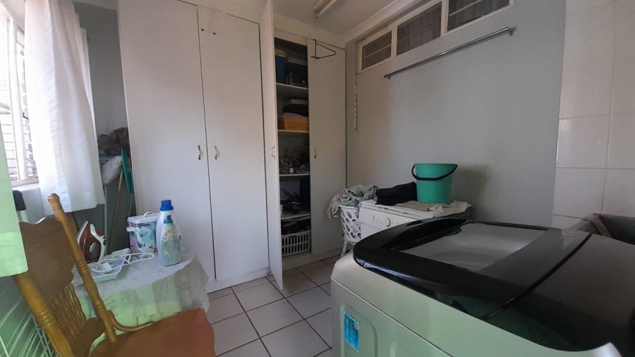 3 Bedroom Property for Sale in Glen Marais Gauteng