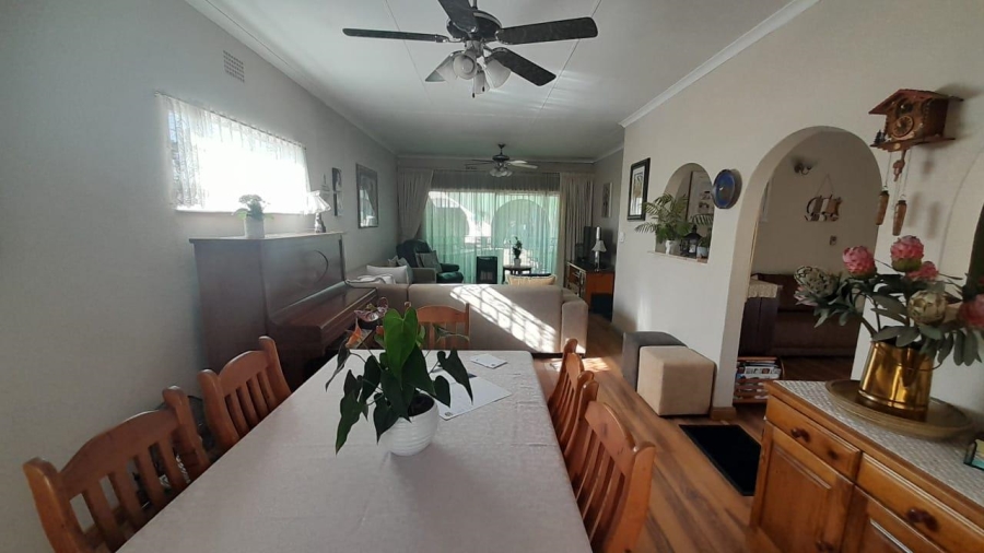 3 Bedroom Property for Sale in Glen Marais Gauteng