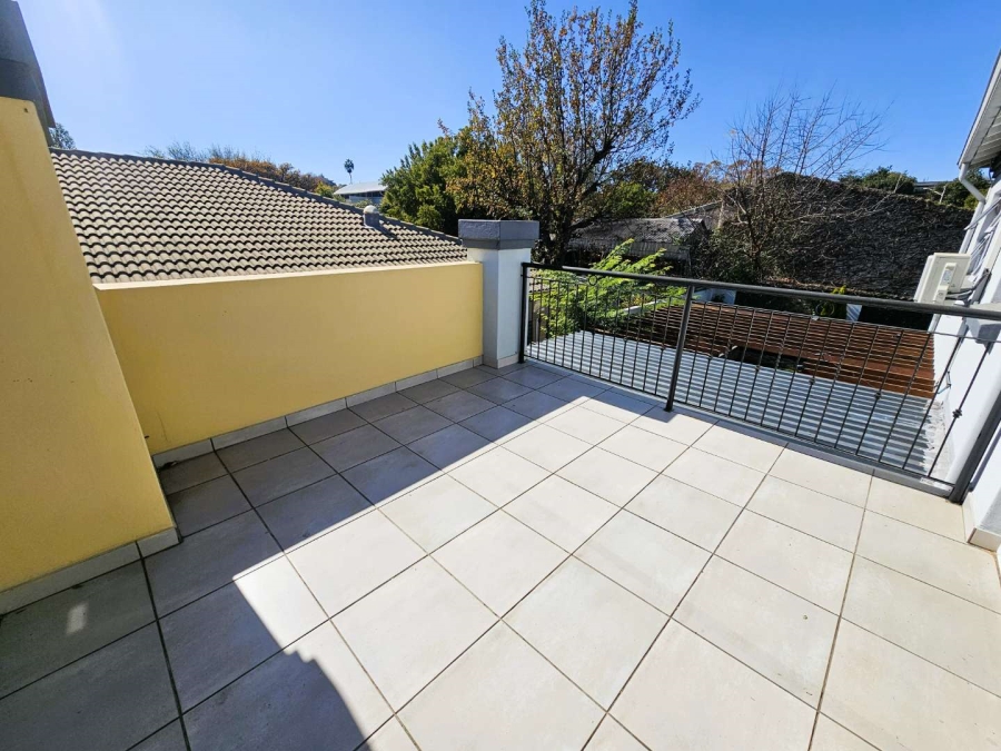 4 Bedroom Property for Sale in Baileys Muckleneuk Gauteng