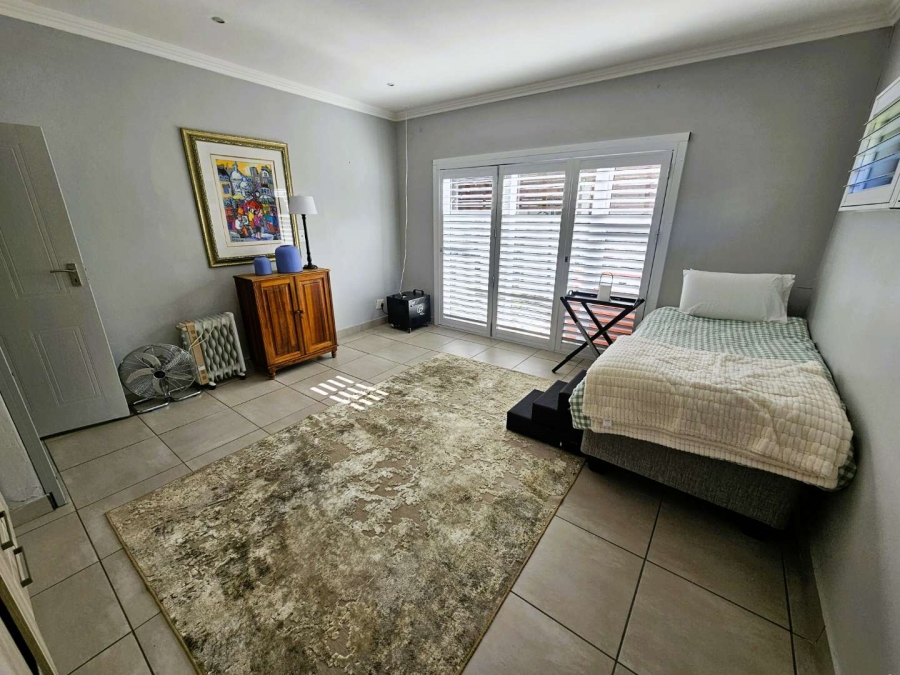 4 Bedroom Property for Sale in Baileys Muckleneuk Gauteng