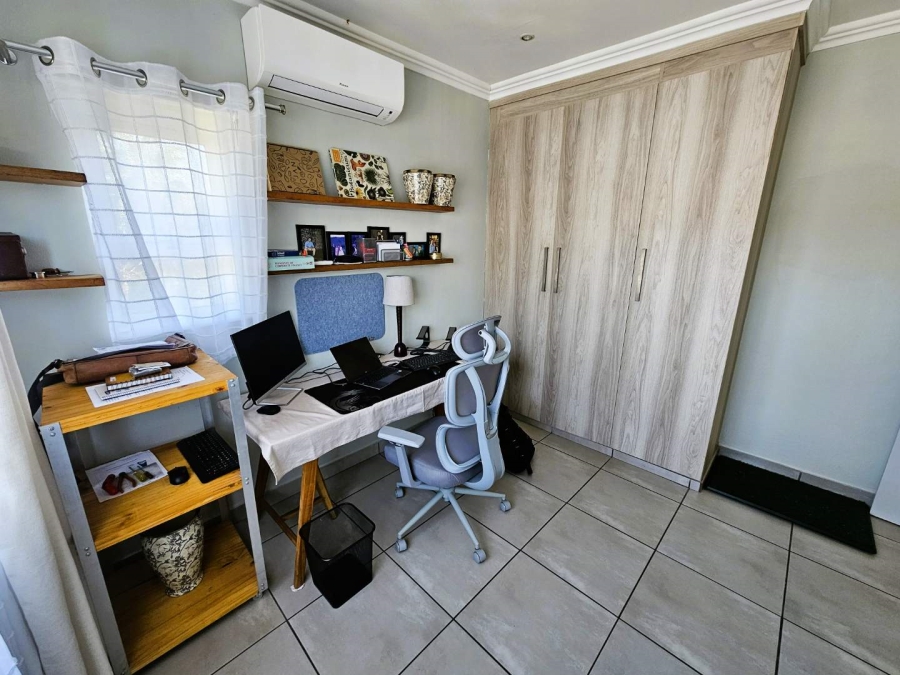 4 Bedroom Property for Sale in Baileys Muckleneuk Gauteng