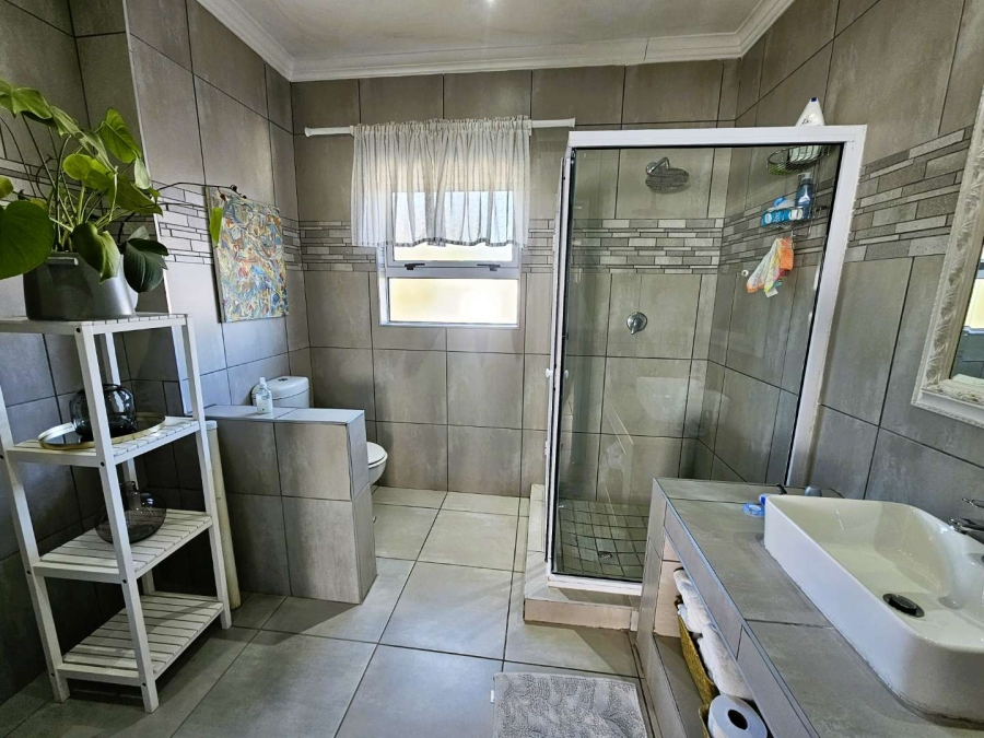 4 Bedroom Property for Sale in Baileys Muckleneuk Gauteng