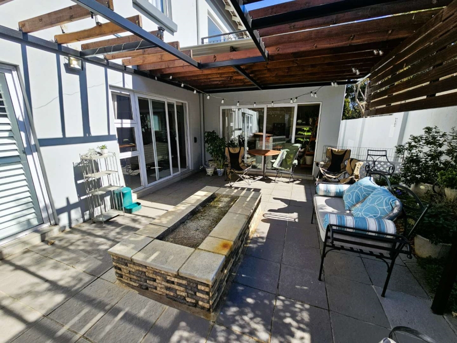 4 Bedroom Property for Sale in Baileys Muckleneuk Gauteng