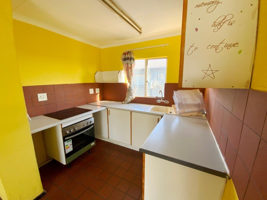 To Let 2 Bedroom Property for Rent in Verwoerdpark Gauteng