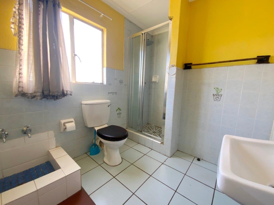 To Let 2 Bedroom Property for Rent in Verwoerdpark Gauteng
