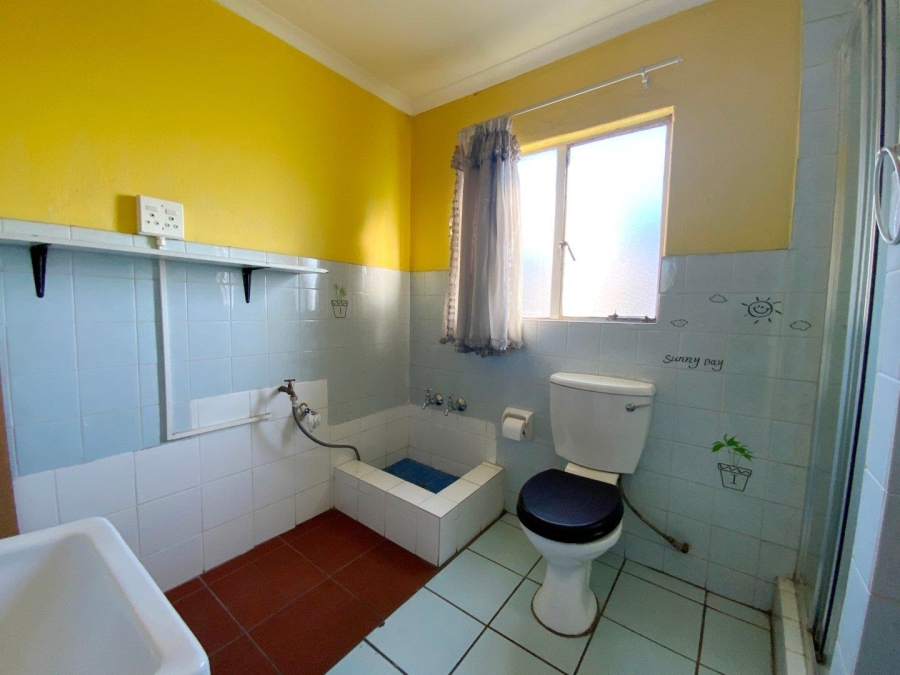 To Let 2 Bedroom Property for Rent in Verwoerdpark Gauteng