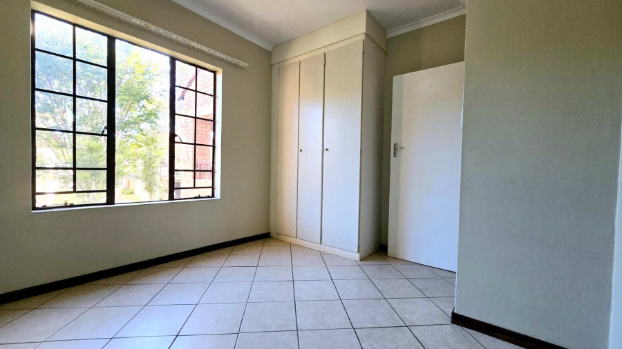 2 Bedroom Property for Sale in Mooikloof Ridge Gauteng