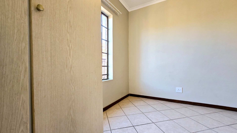 2 Bedroom Property for Sale in Mooikloof Ridge Gauteng