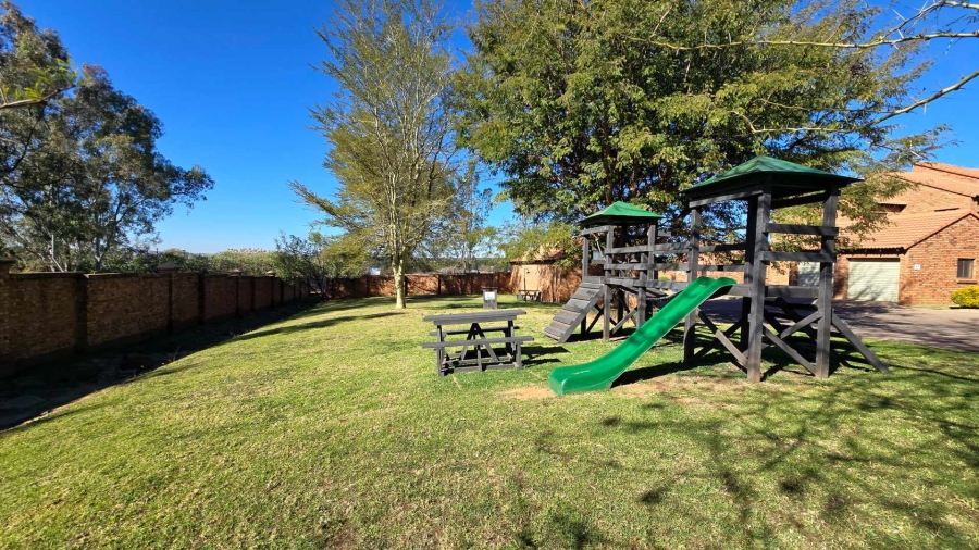 2 Bedroom Property for Sale in Mooikloof Ridge Gauteng