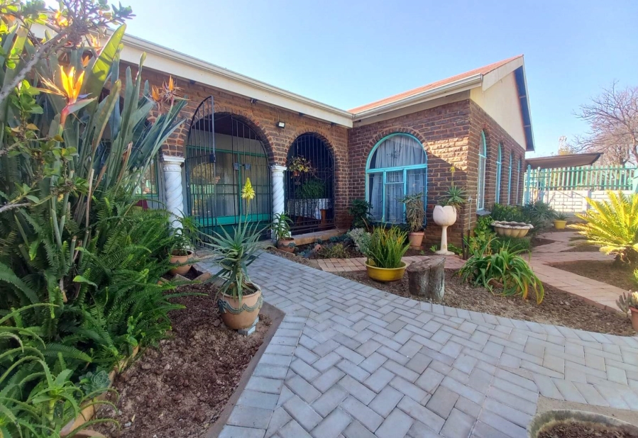 4 Bedroom Property for Sale in Danville Gauteng