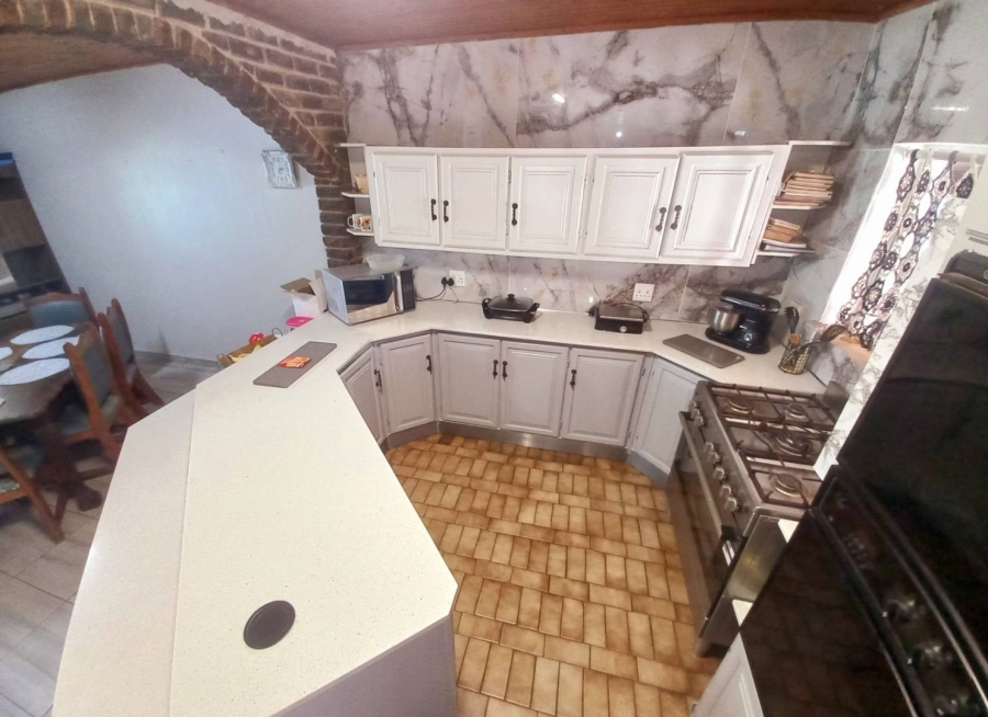 4 Bedroom Property for Sale in Danville Gauteng
