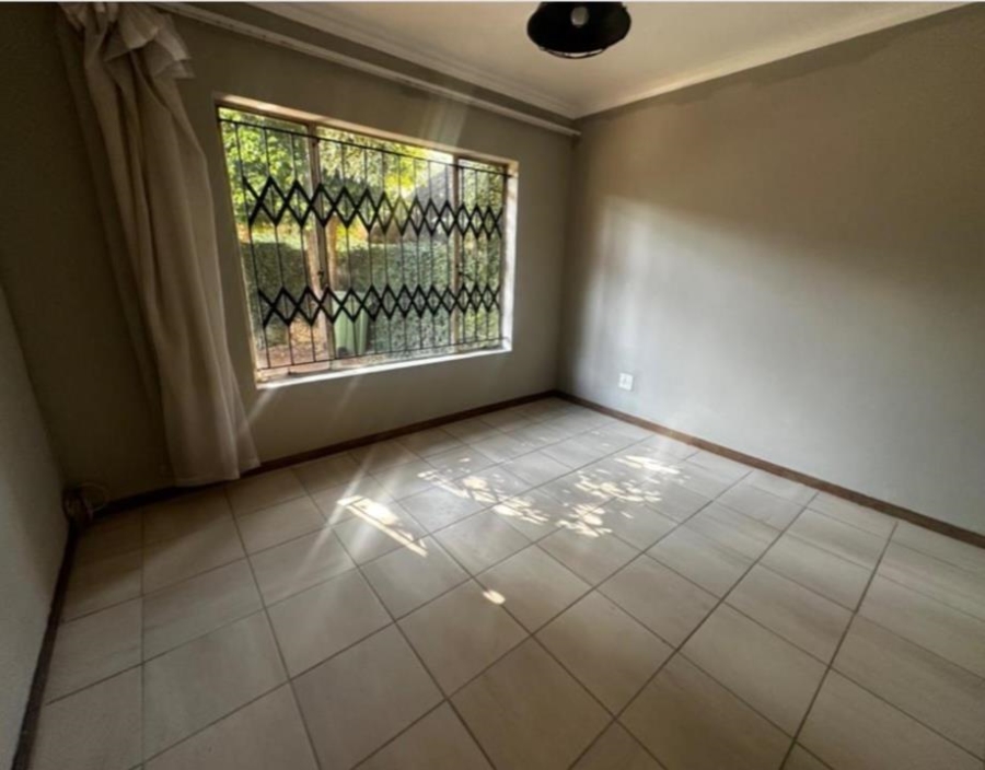 2 Bedroom Property for Sale in Die Wilgers Gauteng