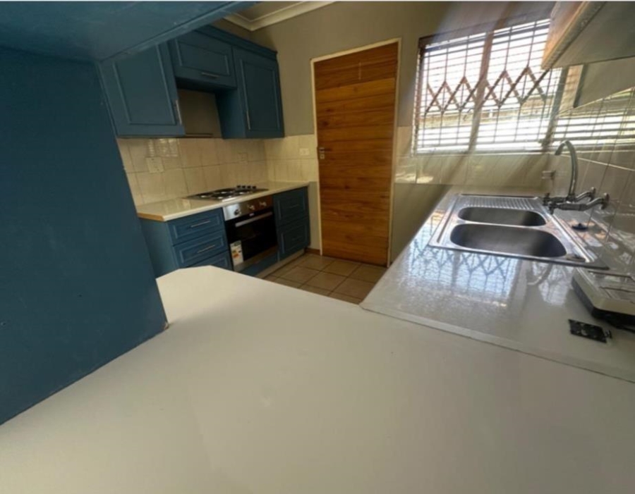 2 Bedroom Property for Sale in Die Wilgers Gauteng