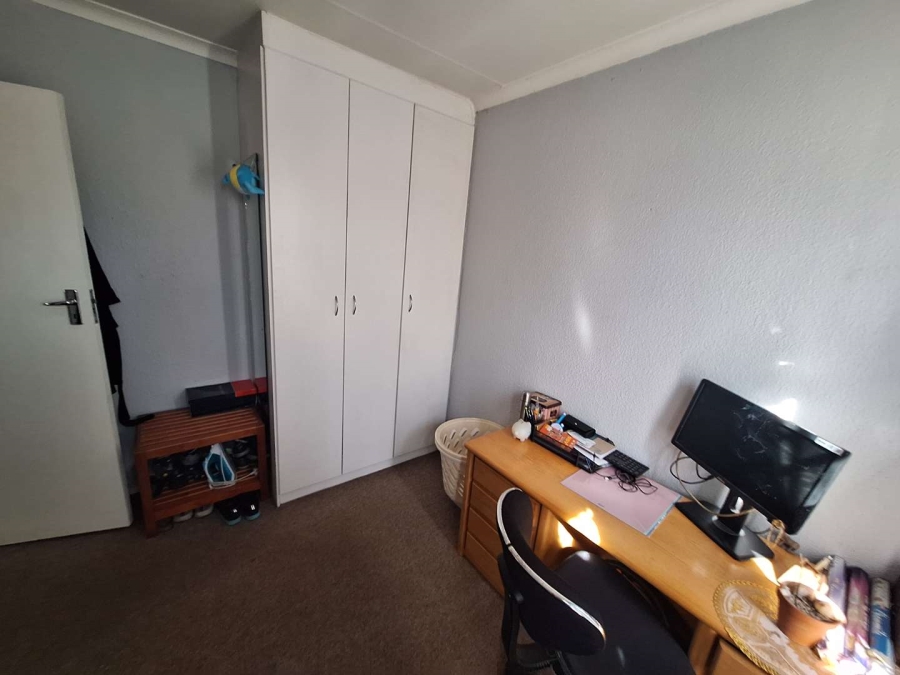 To Let 2 Bedroom Property for Rent in Allens Nek Gauteng