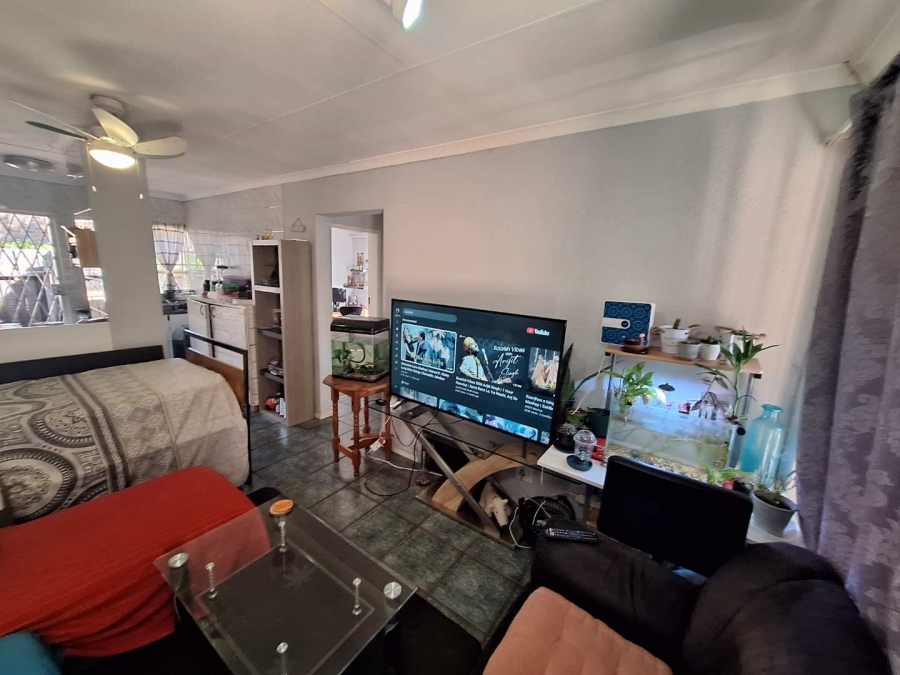To Let 2 Bedroom Property for Rent in Allens Nek Gauteng