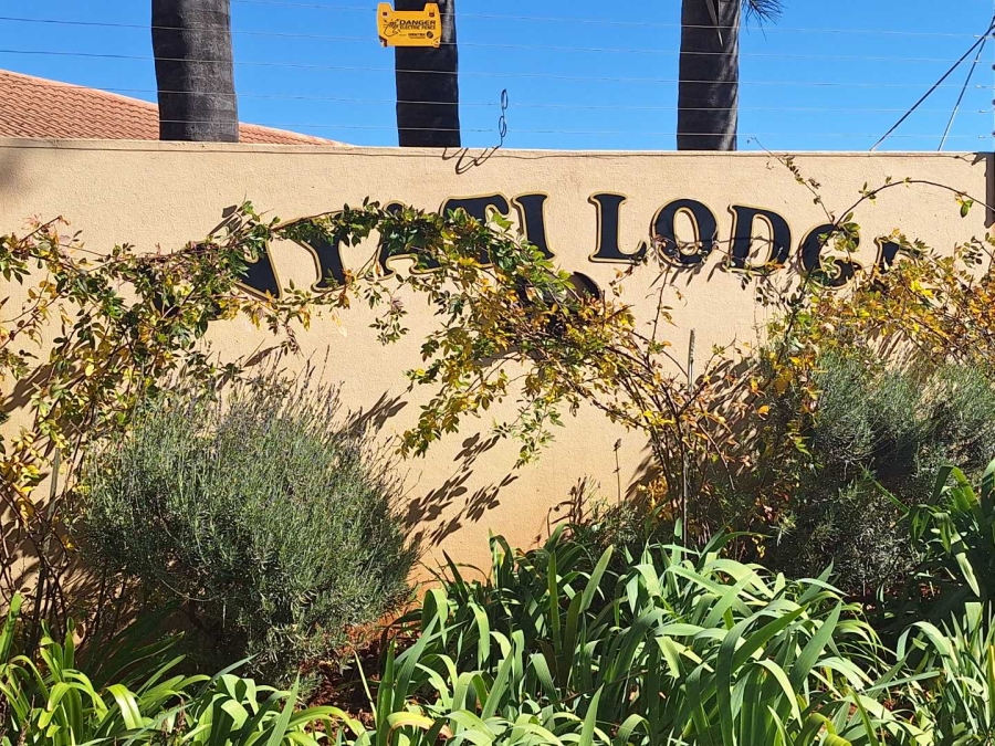 To Let 2 Bedroom Property for Rent in Allens Nek Gauteng
