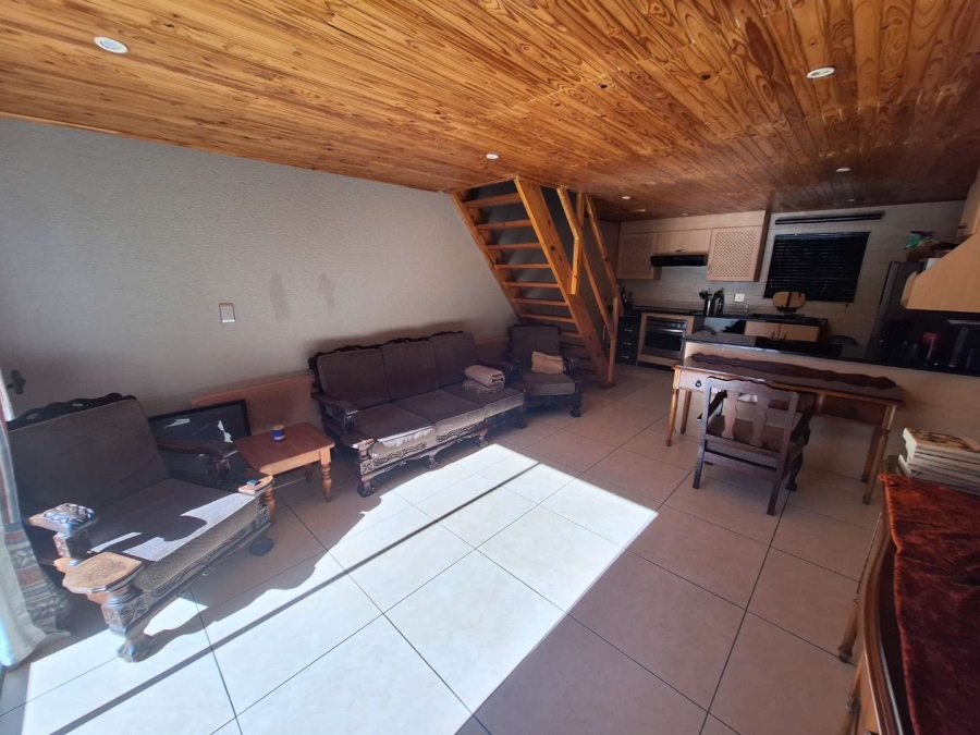 To Let 2 Bedroom Property for Rent in Weltevreden Park Gauteng
