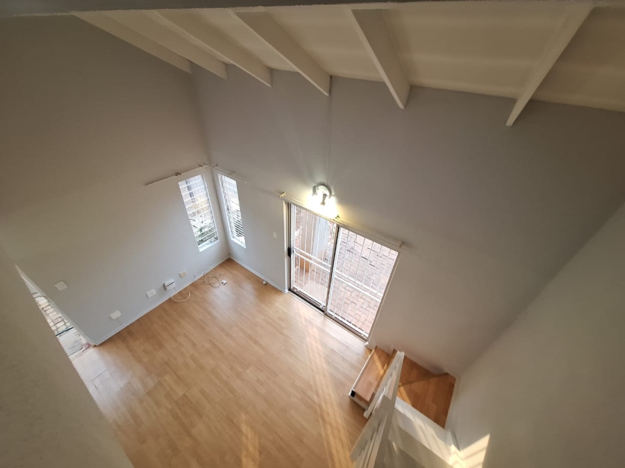 To Let 2 Bedroom Property for Rent in Weltevreden Park Gauteng