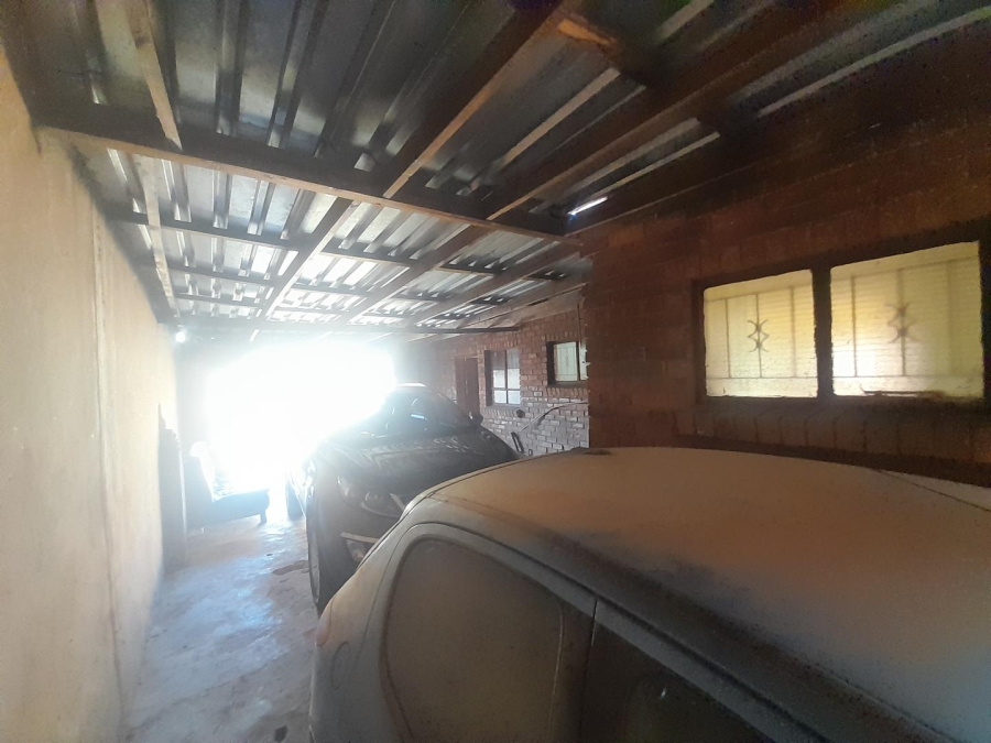 3 Bedroom Property for Sale in Soshanguve WW Gauteng