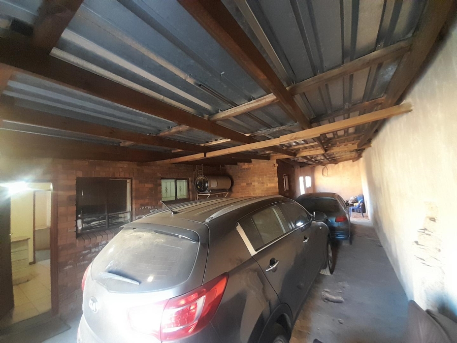 3 Bedroom Property for Sale in Soshanguve WW Gauteng