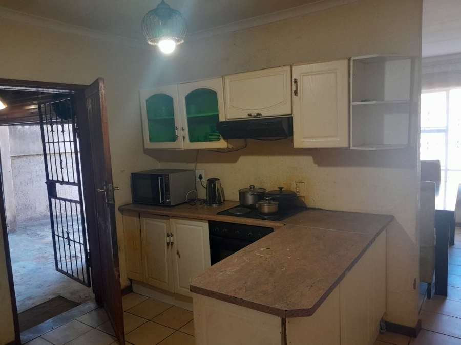 3 Bedroom Property for Sale in Soshanguve WW Gauteng
