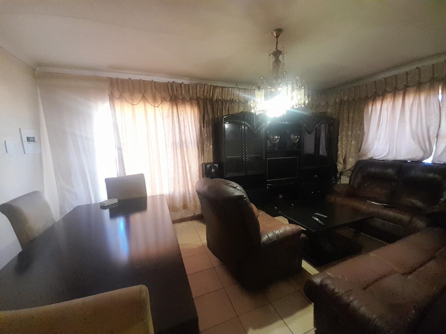 3 Bedroom Property for Sale in Soshanguve WW Gauteng