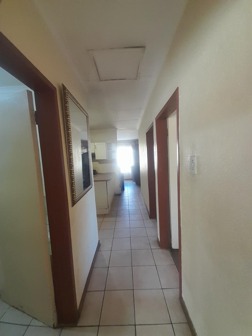3 Bedroom Property for Sale in Soshanguve WW Gauteng