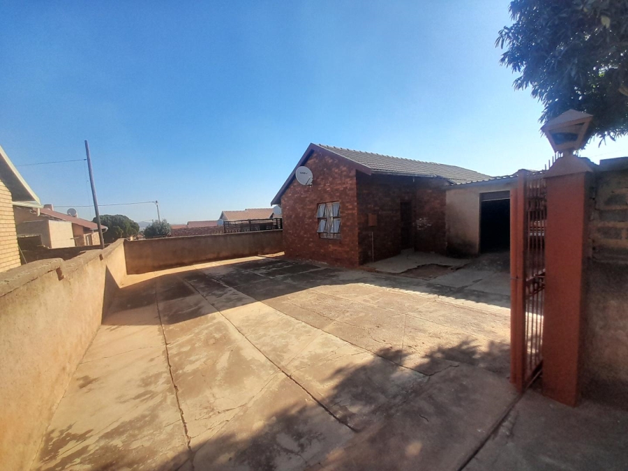 3 Bedroom Property for Sale in Soshanguve WW Gauteng