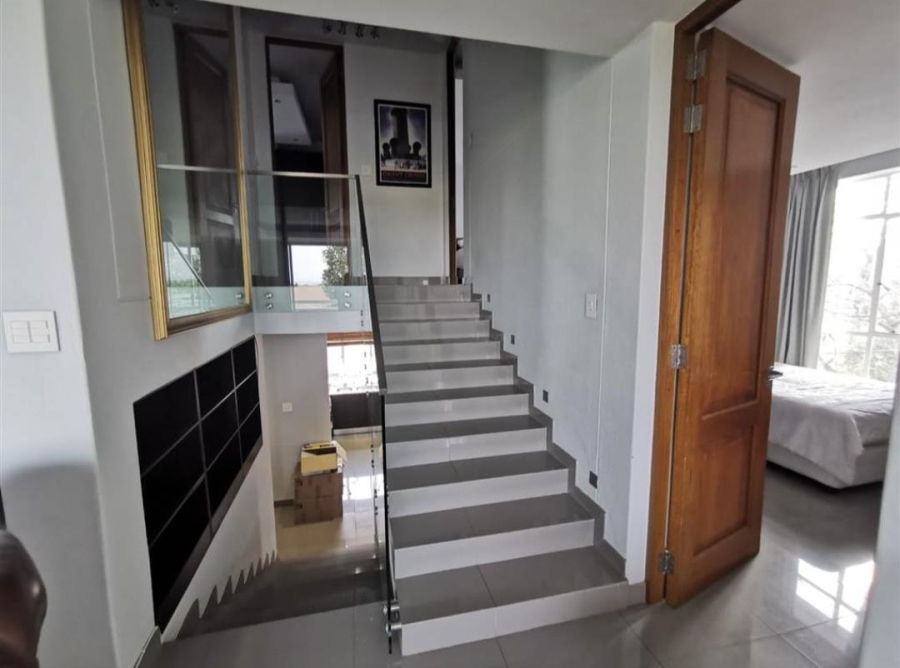 3 Bedroom Property for Sale in Illovo Gauteng