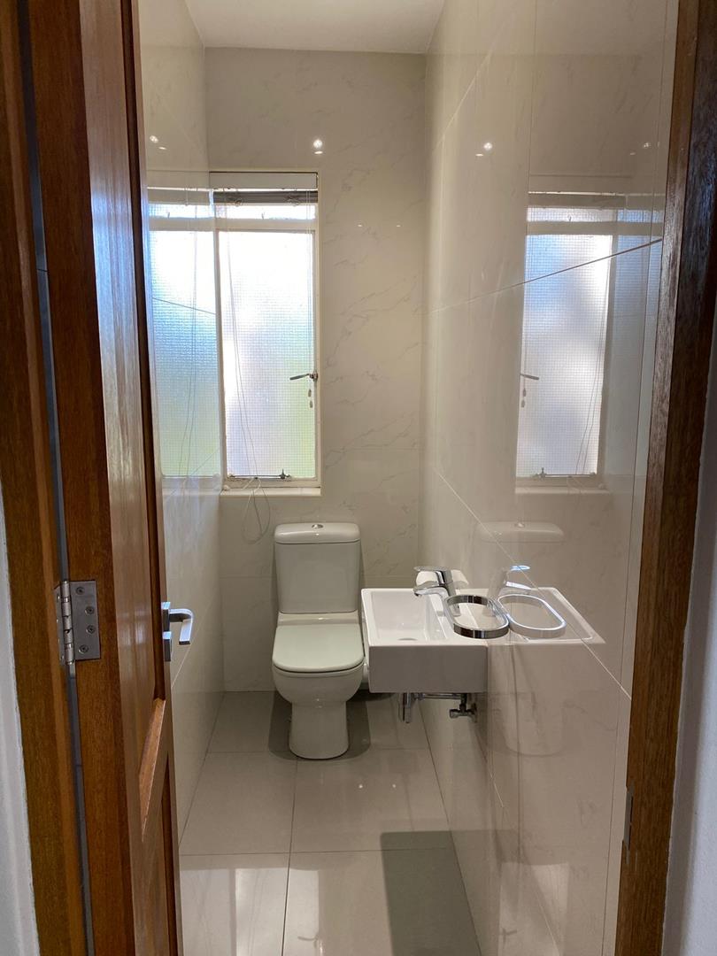 3 Bedroom Property for Sale in Illovo Gauteng