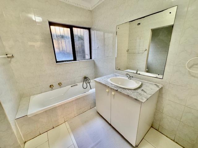 To Let 3 Bedroom Property for Rent in Morningside Gauteng