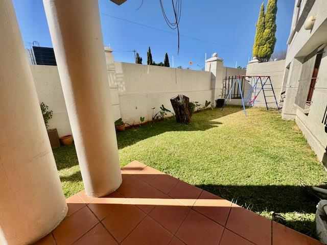 To Let 3 Bedroom Property for Rent in Morningside Gauteng