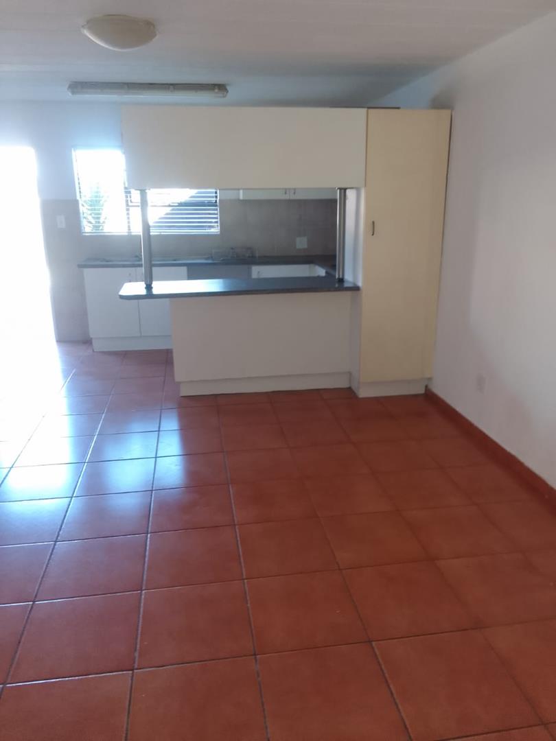 To Let 2 Bedroom Property for Rent in Liefde en Vrede Gauteng