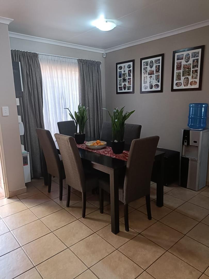2 Bedroom Property for Sale in Montana Gauteng