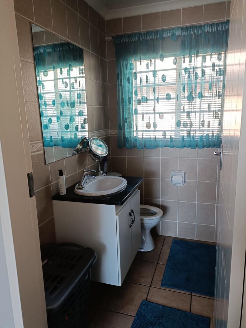 2 Bedroom Property for Sale in Montana Gauteng