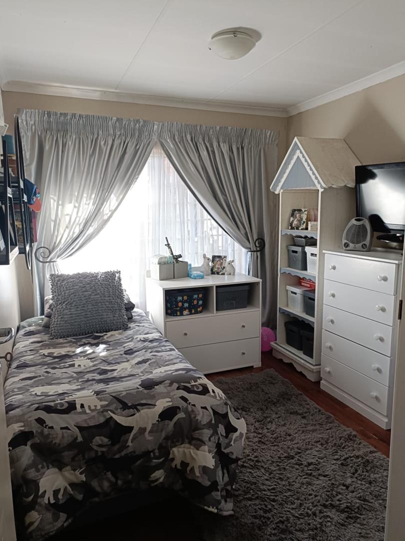 2 Bedroom Property for Sale in Montana Gauteng