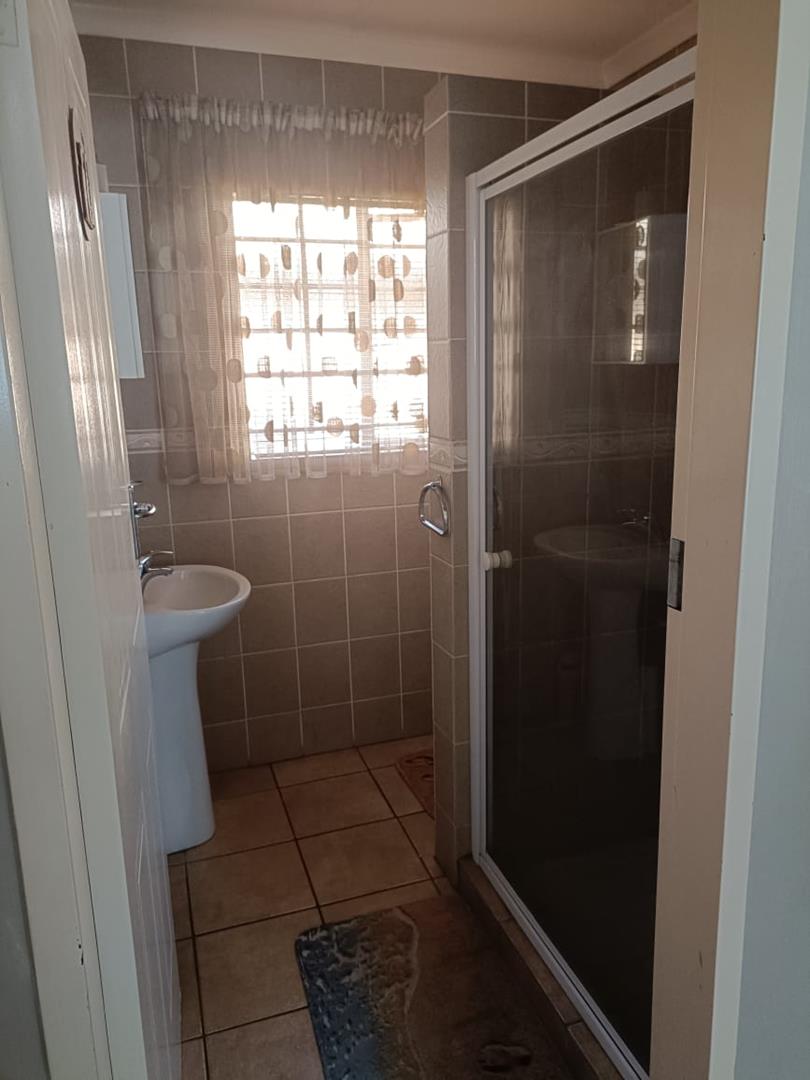 2 Bedroom Property for Sale in Montana Gauteng