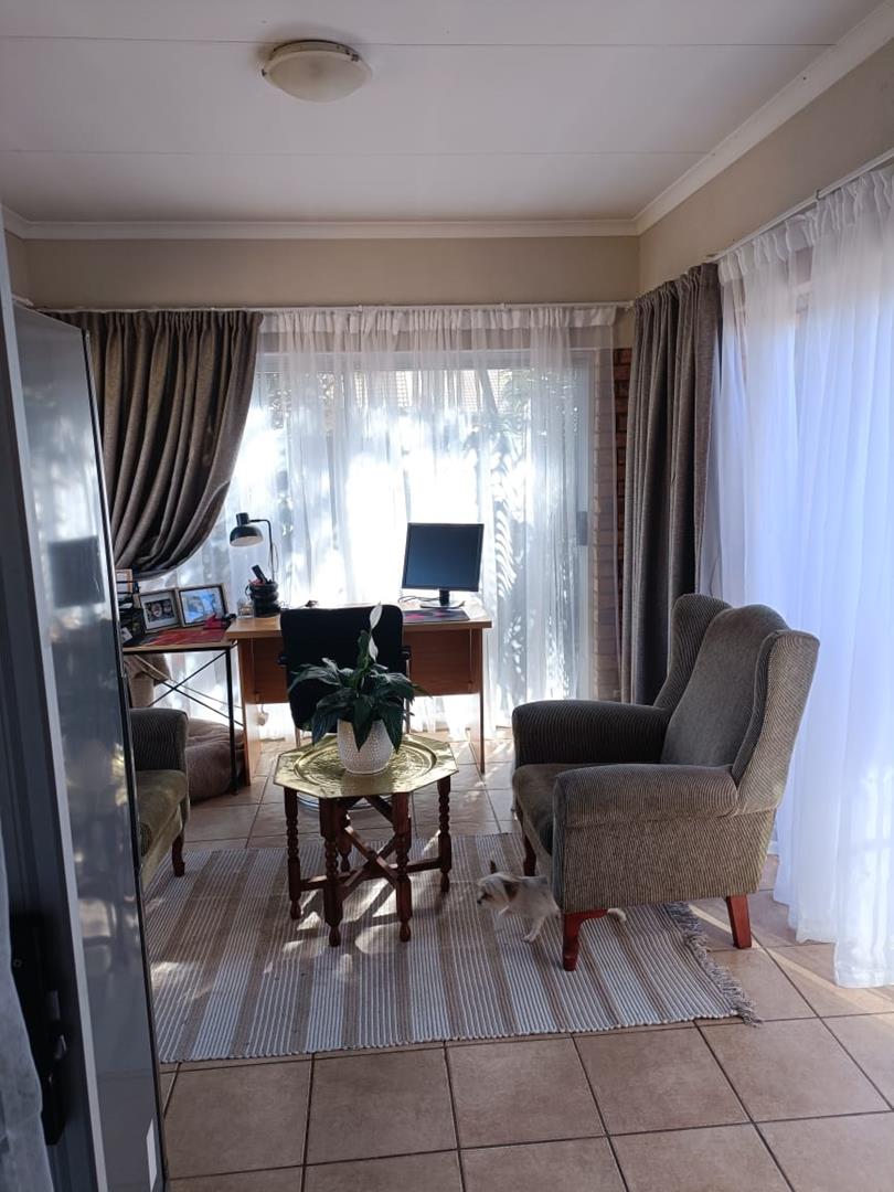 2 Bedroom Property for Sale in Montana Gauteng
