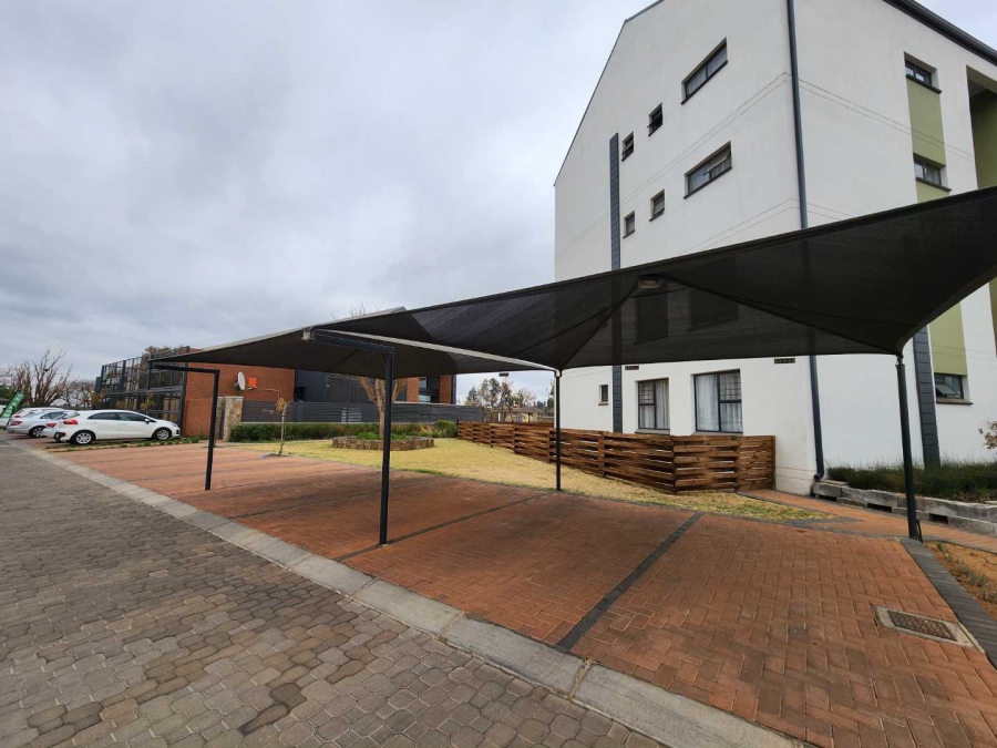 To Let 2 Bedroom Property for Rent in Greencreek Lifestyle Estate Gauteng
