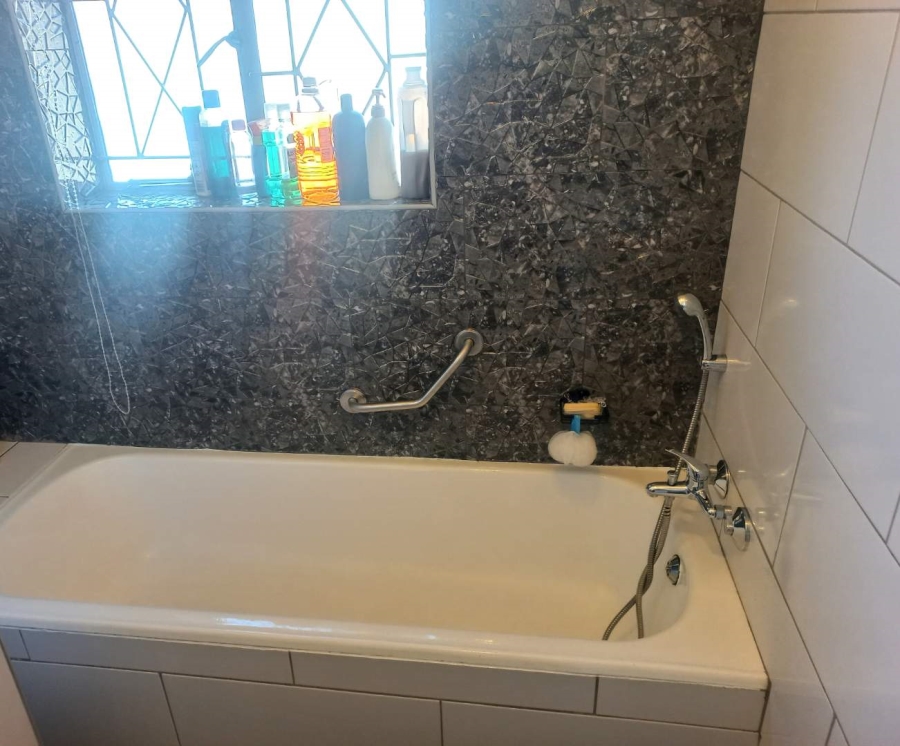 3 Bedroom Property for Sale in Elspark Gauteng