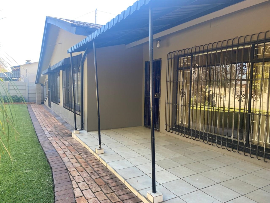 3 Bedroom Property for Sale in Northmead Gauteng